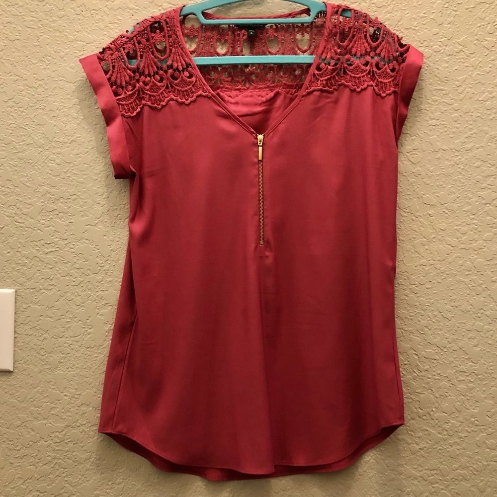 NEW Express Blouse Lace Crochet Accent Pink Mauve size Small